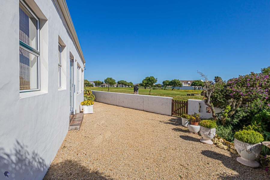 3 Bedroom Property for Sale in Country Club Western Cape